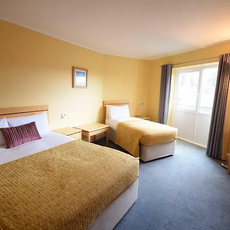 House Szálloda 3*